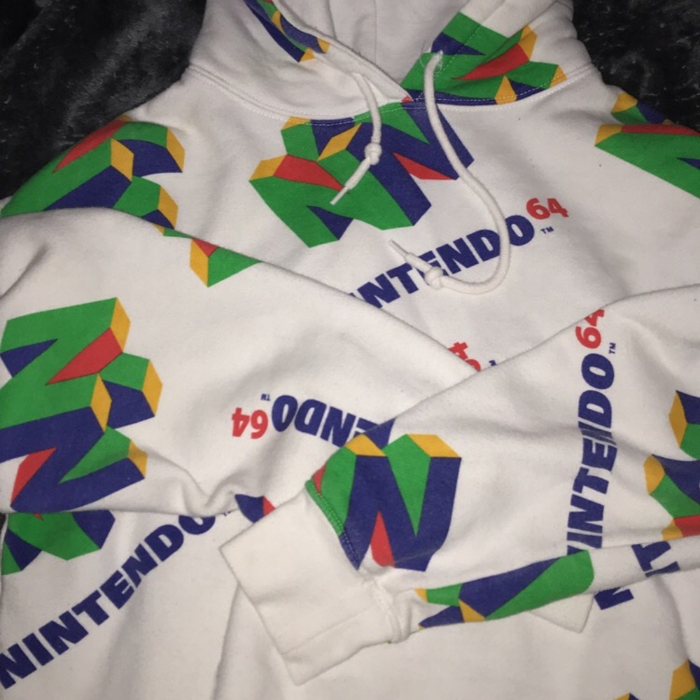 Nintendo Cropped Hoodie